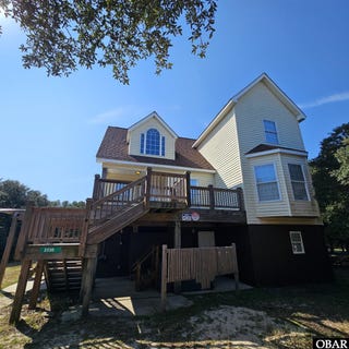 /international/us/2230-teal-road-corolla-nc-110102431402/