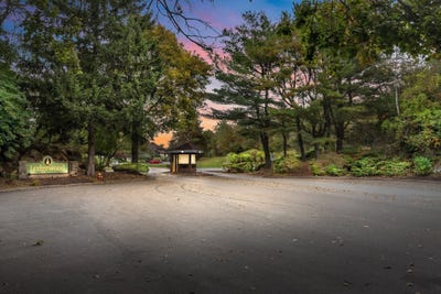 /international/us/9-ledgewood-way-peabody-ma-110120552297/