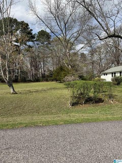 /international/us/626-kennedy-road-gardendale-al-110107456117/