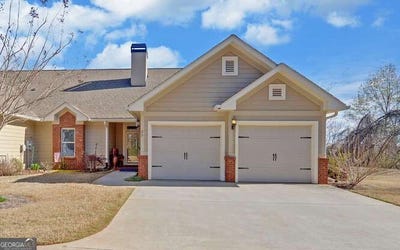 /international/us/27-summit-view-spur-dahlonega-ga-110106732283/
