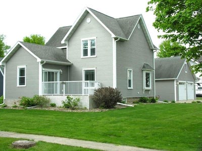 /international/us/112-w-7th-street-st-ansgar-ia-110107963230/