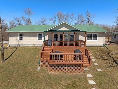 /international/us/3333-lake-upsilon-dr-ne-st-john-nd-110107542677/