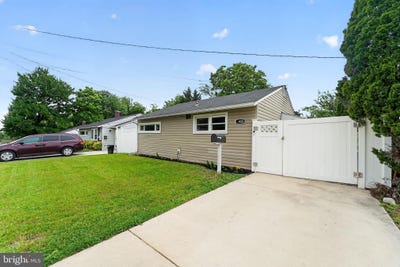 /international/us/2418-brunswick-road-halethorpe-md-110108228160/