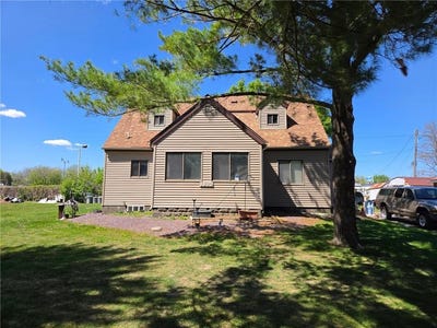 /international/us/1803-se-marshall-street-albert-lea-mn-110107999205/