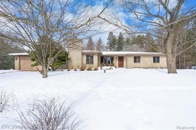 /international/us/1680-seminole-trail-orion-twp-mi-110105980694/