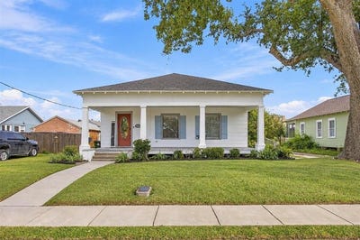 /international/us/607-iris-street-lake-charles-la-110120561864/