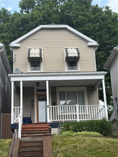 /international/us/1326-woodmont-ave-new-kensington-pa-110108472952/