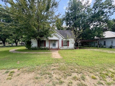 /international/us/201-w-daingerfield-street-omaha-tx-110106540470/