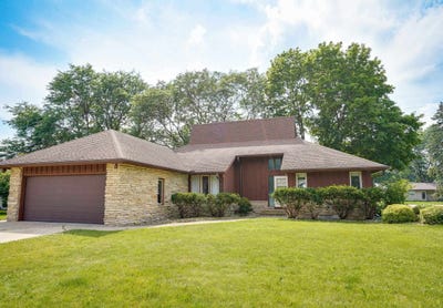 /international/us/223-8th-street-prairie-du-sac-wi-110100949964/