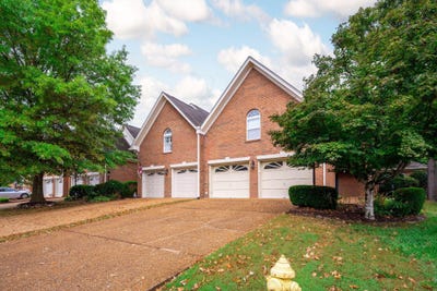 /international/us/2415-royal-fern-trail-chattanooga-tn-110102561965/