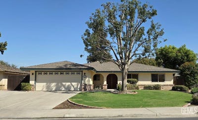 /international/us/3208-corvallis-court-bakersfield-ca-110120510467/