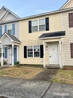 /international/us/8007-banister-loop-jacksonville-nc-110105977528/