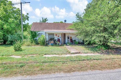 /international/us/601-e-houston-street-leonard-tx-110100964358/