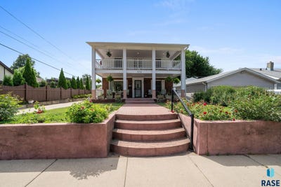 /international/us/1215-s-5th-ave-sioux-falls-sd-110101161882/?lang=en