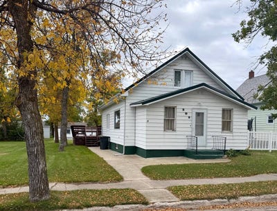 /international/us/206-centennial-street-wishek-nd-110120109010/