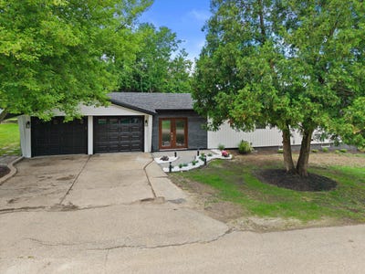 /international/us/w3990-longfellow-dr-lake-geneva-wi-110108693646/