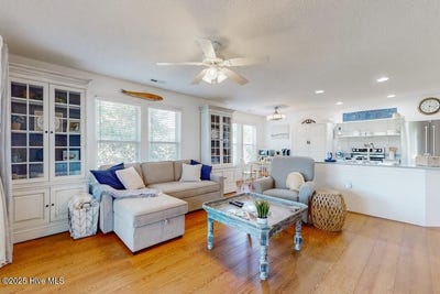 /international/us/3350-club-villas-drive-southport-nc-110101264384/