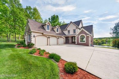 /international/us/321-magnolia-lane-crossville-tn-110107819197/