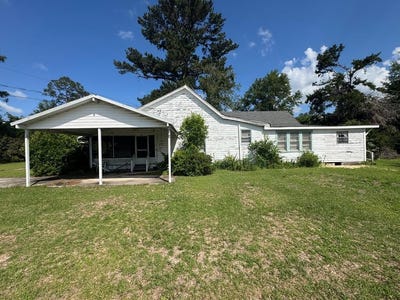 /international/us/181-ruby-giddens-st-willacoochee-ga-110108174507/