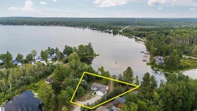 /international/us/3792-ne-cove-drive-kalkaska-mi-110101190733/?lang=zh-tw