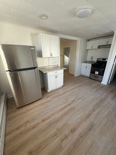 /international/us/10-central-sq-brockton-ma-110108479221/
