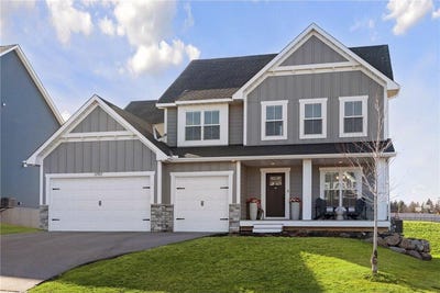 /international/us/17917-hayes-avenue-lakeville-mn-110100512383/