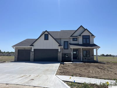 /international/us/2207-n-22nd-circle-ashland-ne-110106769970/