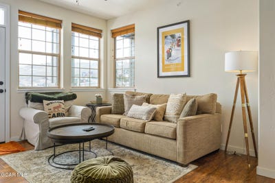 /international/us/164-village-road-unit-h-203-granby-co-110100456028/