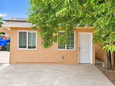 /international/us/10117-louise-northridge-ca-110107832570/