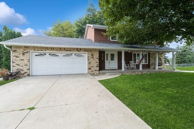 /international/us/410-s-east-avenue-baxter-ia-110101349962/?lang=en