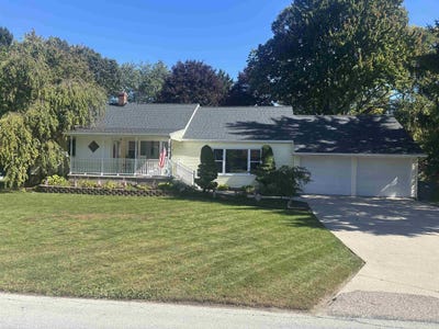 /international/us/3002-oakwood-drive-port-huron-al-110110422639/