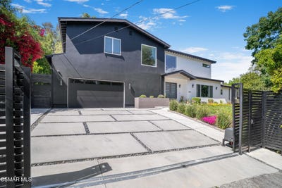 /international/us/19067-sprague-street-tarzana-ca-110099596646/