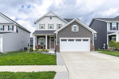 /international/us/36270-lands-end-drive-north-ridgeville-oh-110107314218/