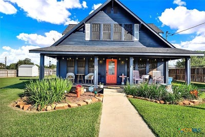 /international/us/205-brinkoeter-street-poth-tx-110108170808/