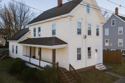 /international/us/12-mount-auburn-street-somersworth-nh-110108499460/