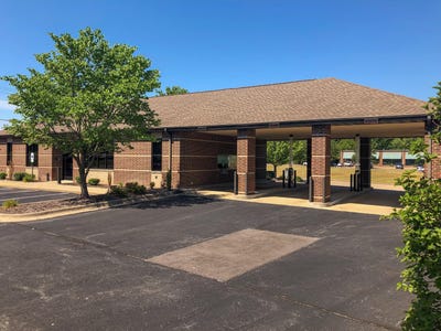 /international/us/291-e-state-hwy-cc-nixa-mo-110105979831/