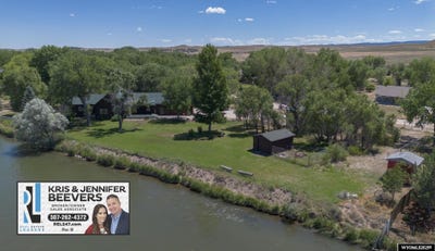 /international/us/12020-e-platte-river-road-evansville-wy-110100771584/