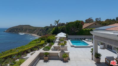 /international/us/29000-cliffside-dr-malibu-ca-110101142142/