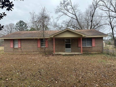 /international/us/416-saint-james-church-loop-pike-road-al-110105801394/