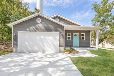 /international/us/5012-pear-drive-merriam-woods-mo-110090784103/