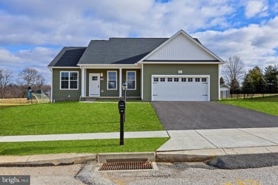 /international/us/42-lobell-road-abbottstown-pa-110108351156/