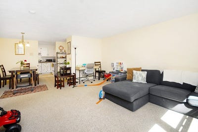 /international/us/773-massachusetts-ave-boxborough-ma-110108140173/