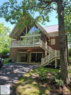 /international/us/8511-jeb-stuart-hwy-meadows-of-dan-va-110105362612/