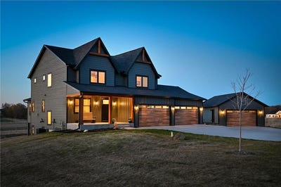 /international/us/7400-74th-avenue-n-greenfield-mn-110107403792/
