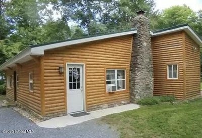 /international/us/68-beach-road-grafton-ny-110097356469/
