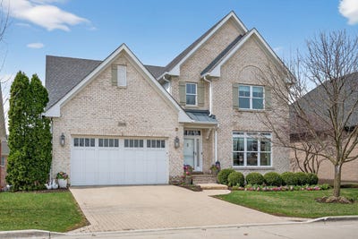 /international/us/5916-parkview-drive-western-springs-il-110107158926/