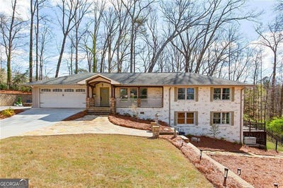 /international/us/3711-hickory-circle-se-smyrna-ga-110106677916/