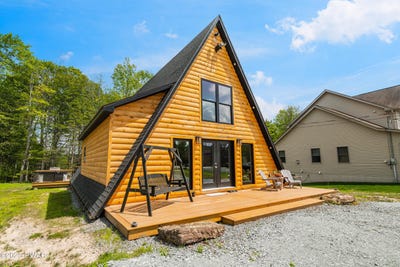 /international/us/1244-woodhill-lane-lake-ariel-pa-110101245456/?lang=en