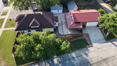 /international/us/323-25th-st-wilson-ks-110100077655/?lang=zh-tw