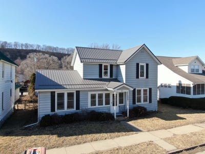 /international/us/814-s-2nd-st-guttenberg-ia-110097330831/